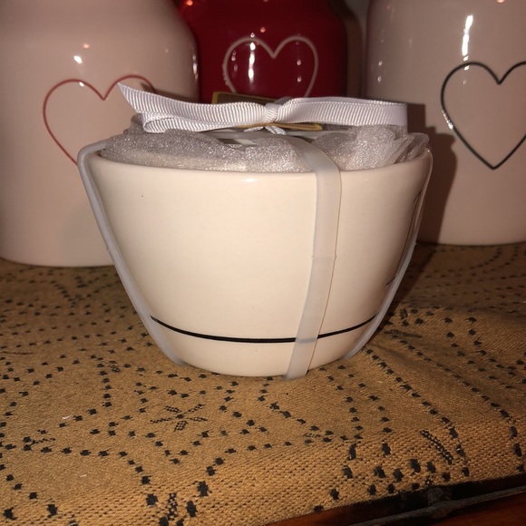 Rae Dunn Peanuts Snoopy Measuring Cups - Picture 6 of 12